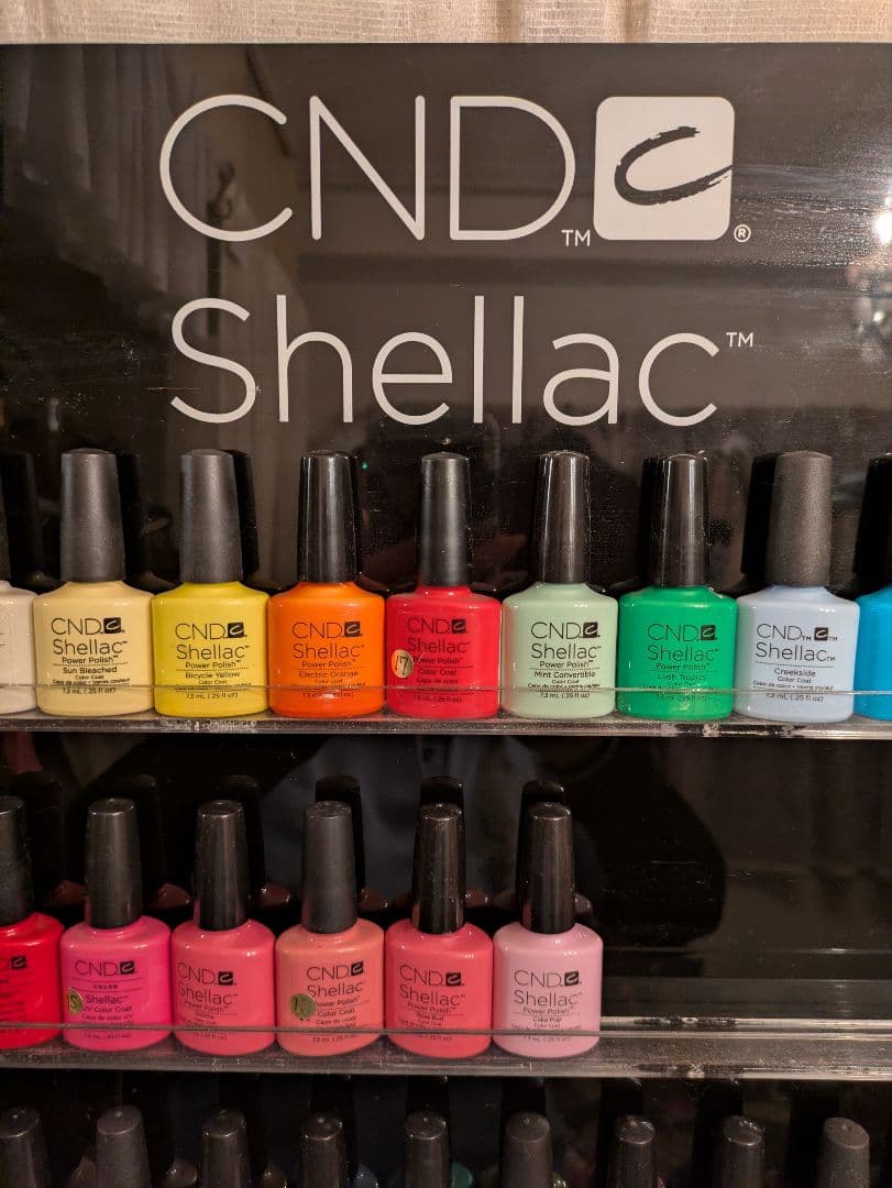 CND♥️Shellacジェルネイル４４本セット♥️専用ラック♥️クリアチャート