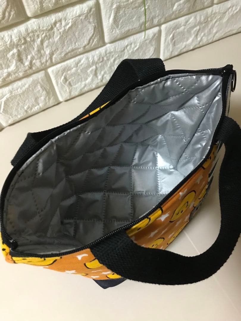 保冷お弁当袋　ハンドメイド　ランチバッグ (H13)