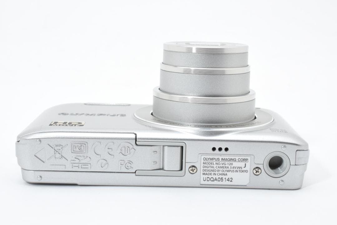 オリンパス　OLYMPUS VG-120 シルバー 未使用品