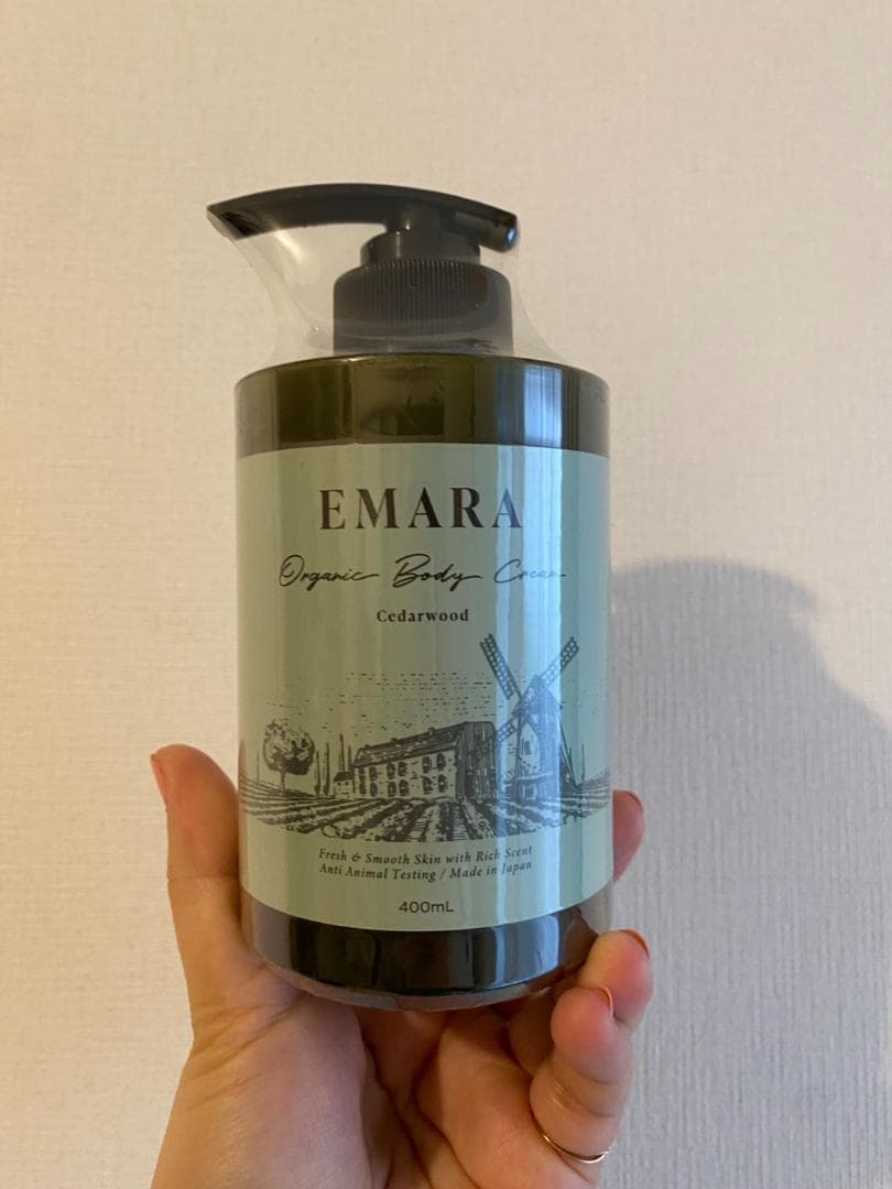 EMARA（エマラ） オーガニックボディクリーム シダーウッドの香り 400mL