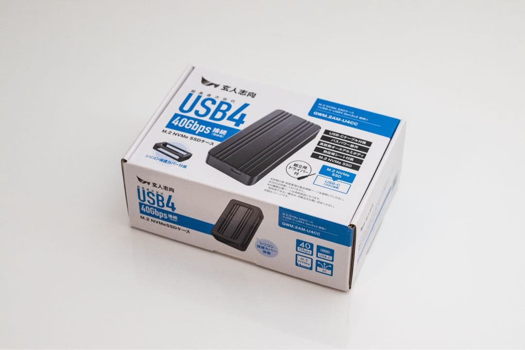 【新品未使用】玄人志向 40Gbps SSDケース GWM.2AM-U4CC