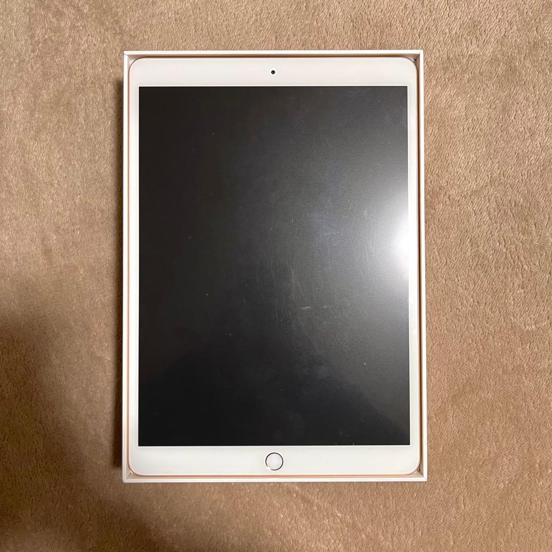 iPad Air3 64GB ケース・充電器付き
