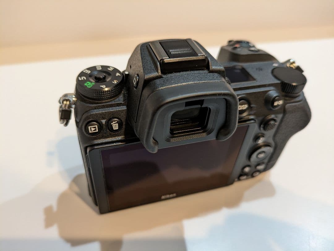 Nikon Z6ⅱミラーレス一眼カメラ(ボディー)