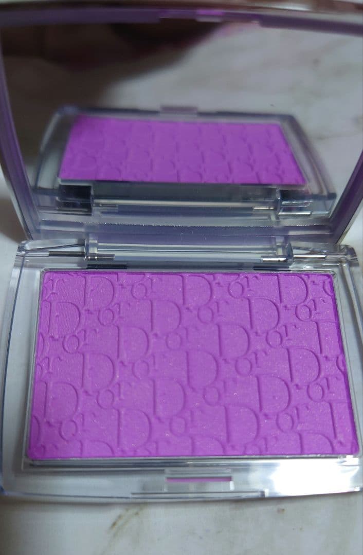 あなただけの色に☆DIOR ROSY GLOW 限定　063 ピンク ライラック