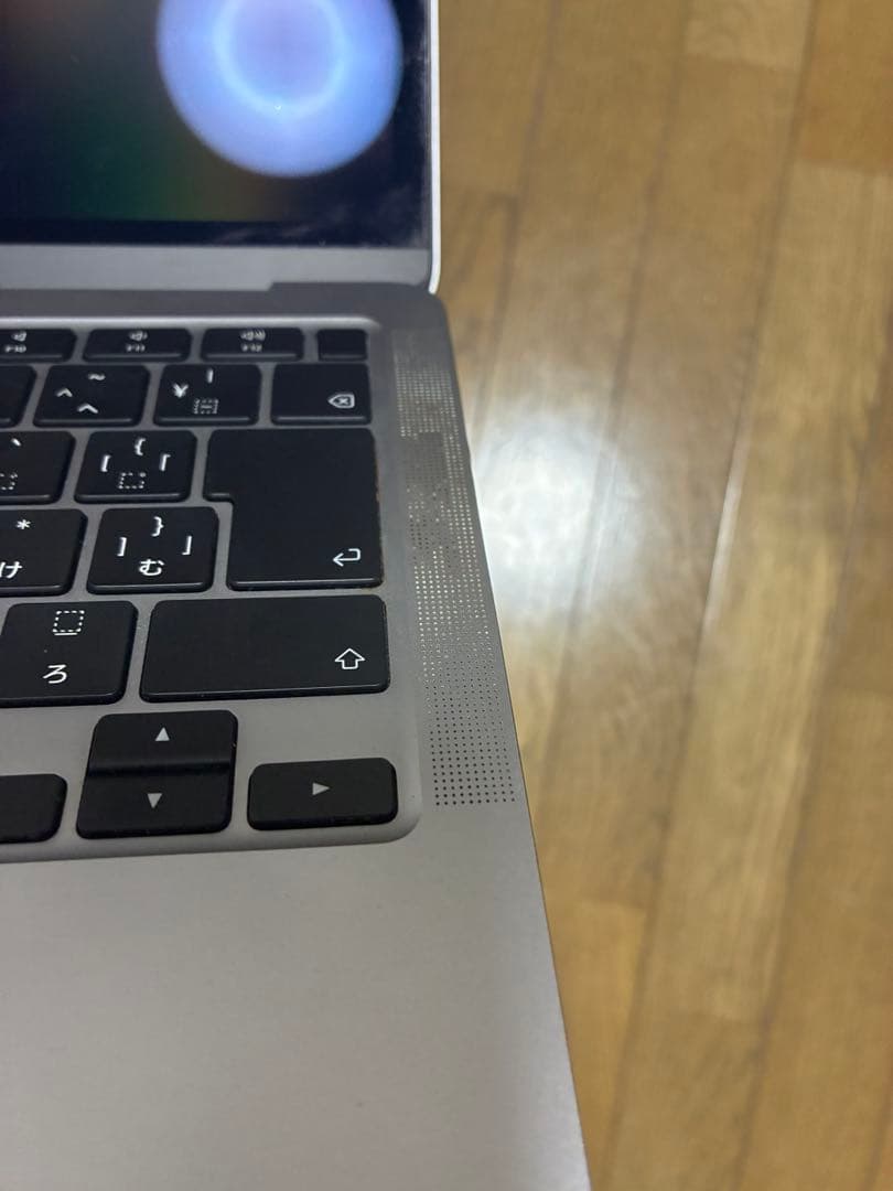 M1 MacBookAir 13インチ 8G 256MB シルバー　充電器箱有り