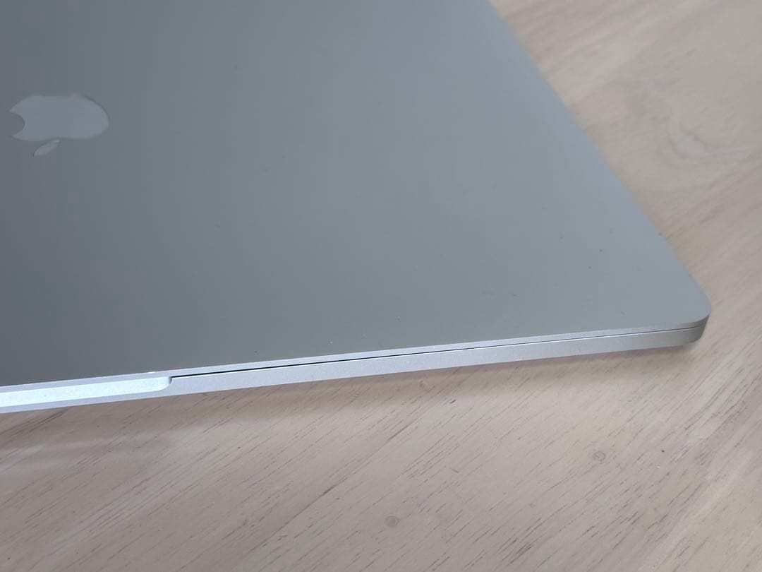 動作品MacBook Pro2019 16インチCore i9•16GB•1TB