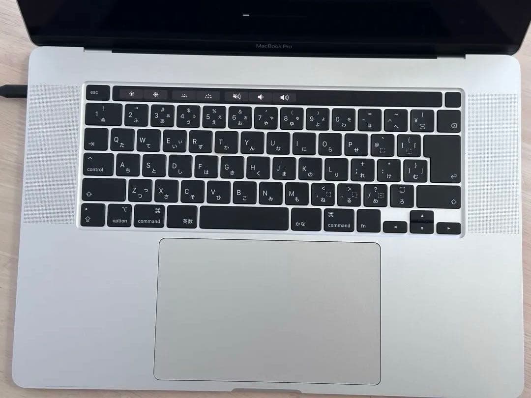 動作品MacBook Pro2019 16インチCore i9•16GB•1TB