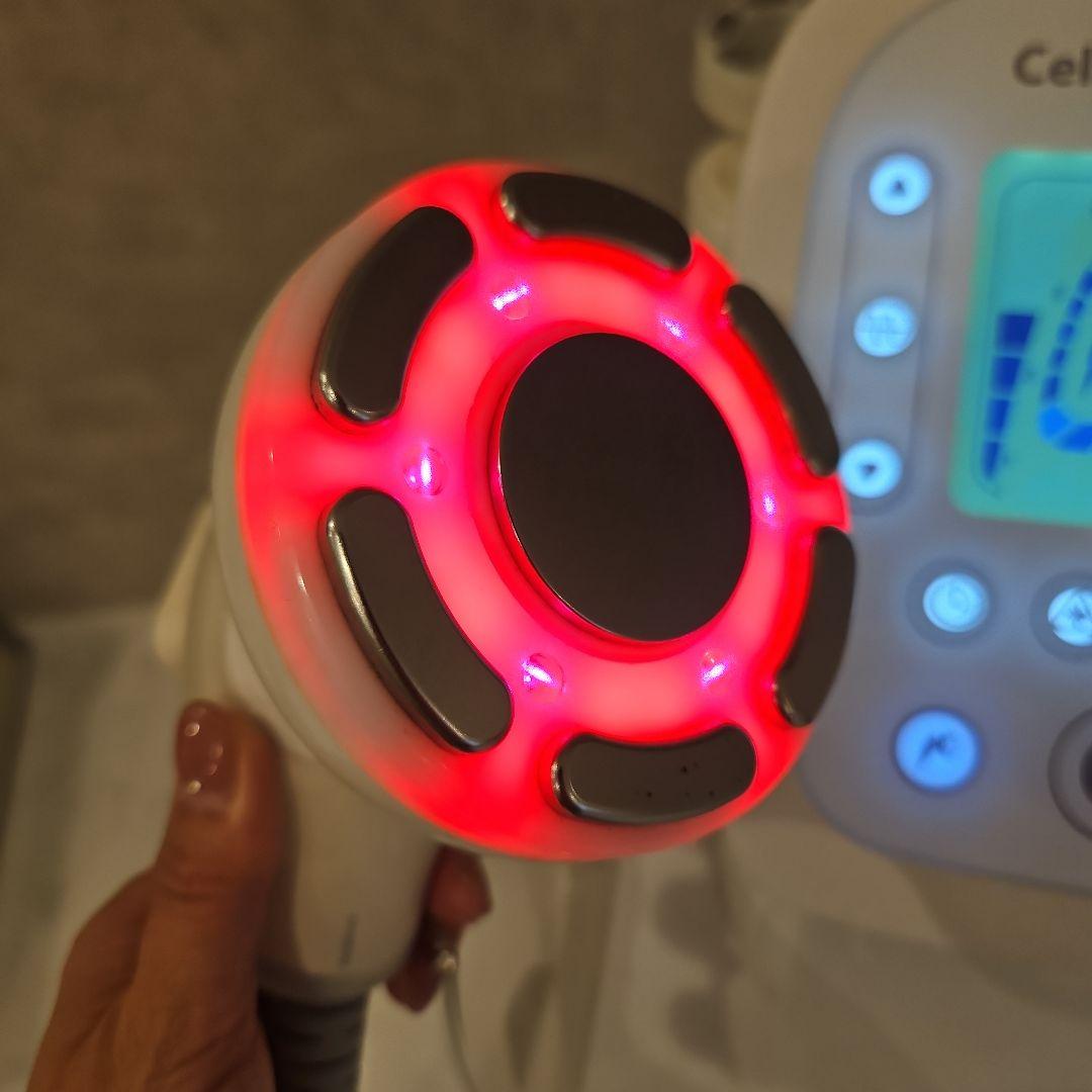 美品セルライトゼロ　Cellulite ZERO 　専用台、マニュアル付き