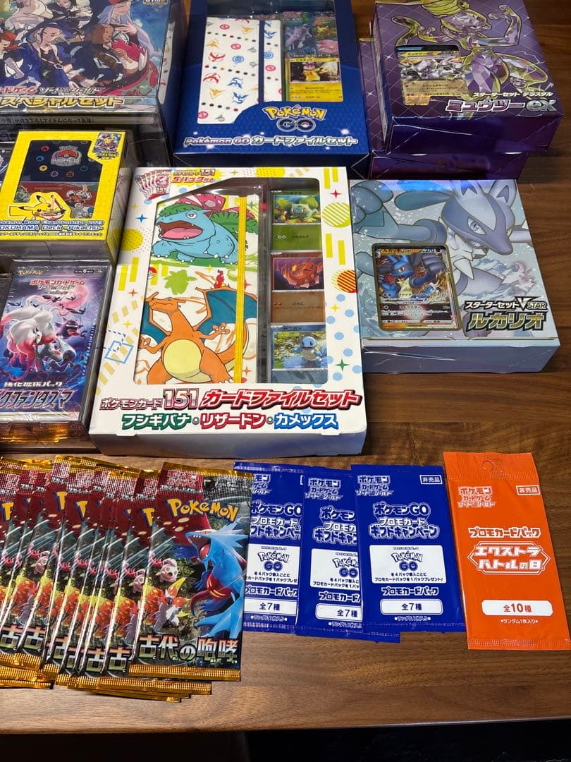 【高騰】ポケモンカード　未開封BOXシュリンク付きまとめ売り