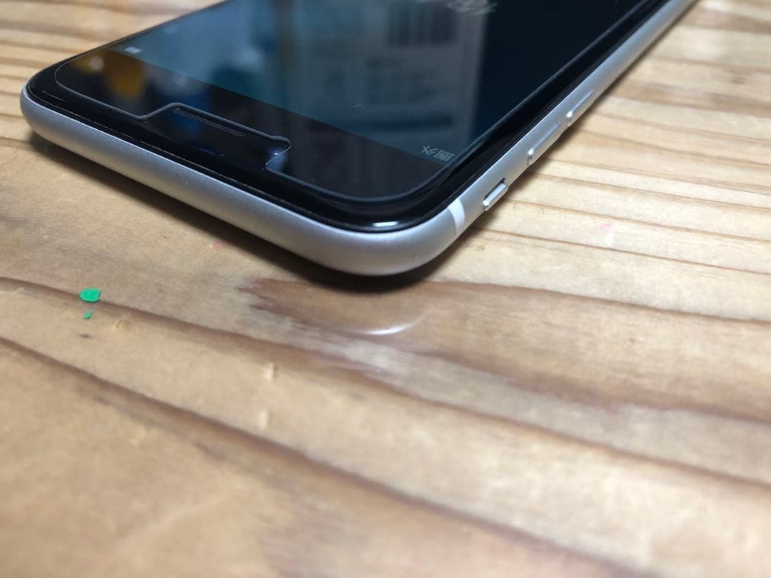 iphone se 64GB 第二世代SIMフリー　美品　ホワイト