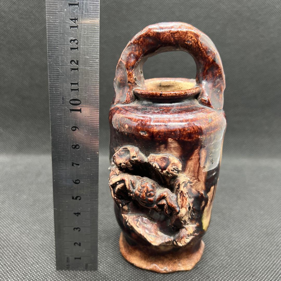 陶磁器　蟹の一輪挿し　在銘　窯変　時代品