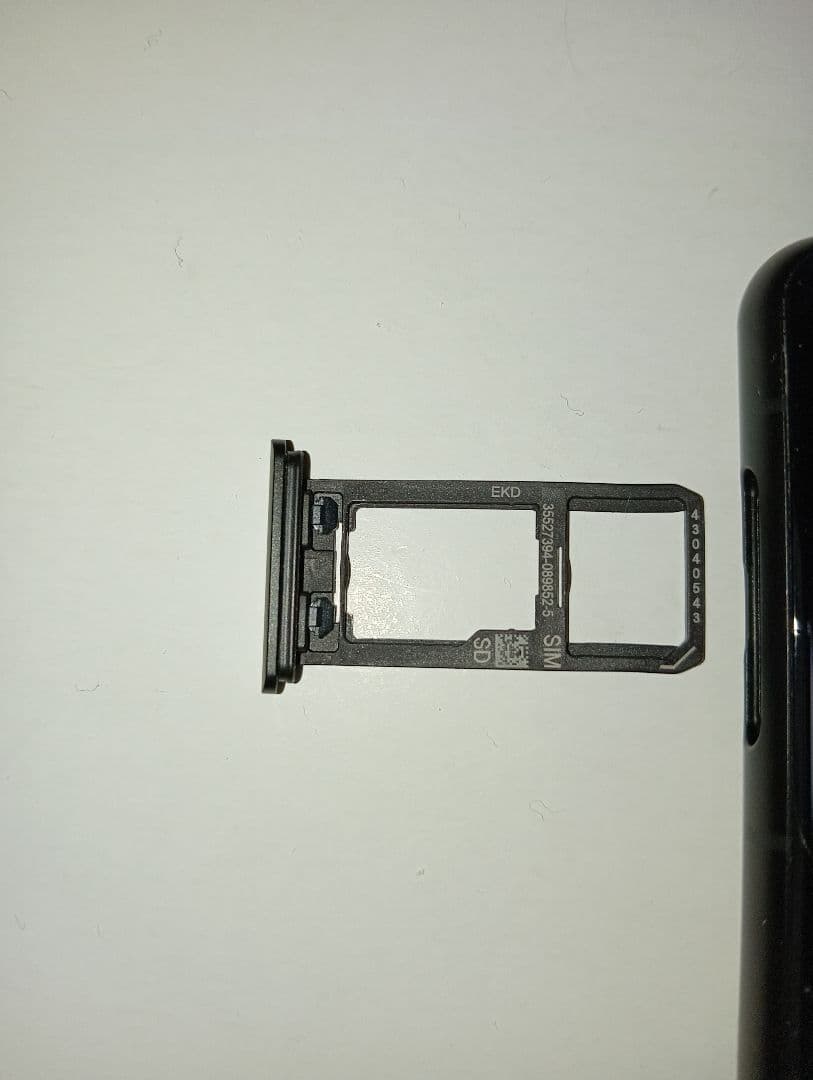 【画面割れ大ジャンク】Xperia 5 III SO-53B ドコモSIMフリー