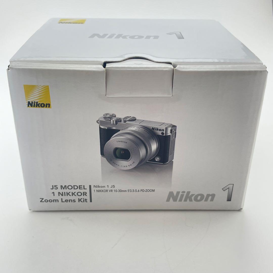 【極上美品・返品保証】Nikon1 J5シルバー 標準レンズキット