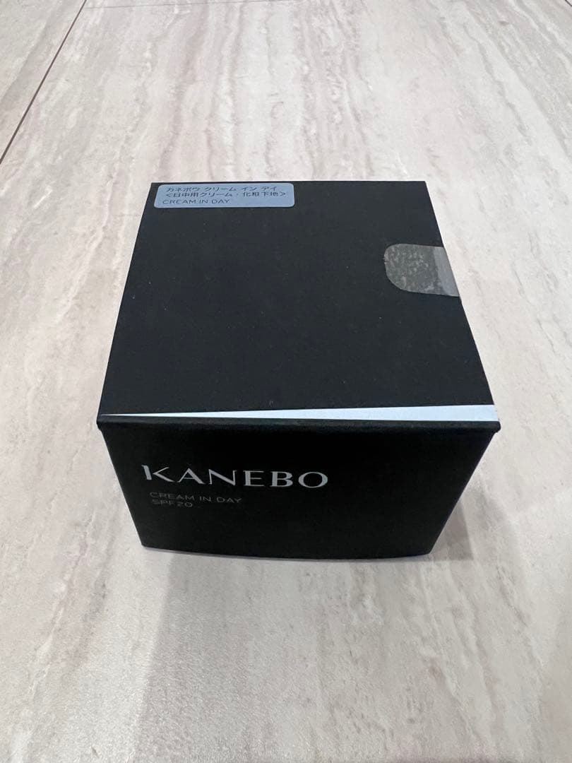 新品未使用　KANEBO クリーム イン デイ 40g SPF20・PA+++
