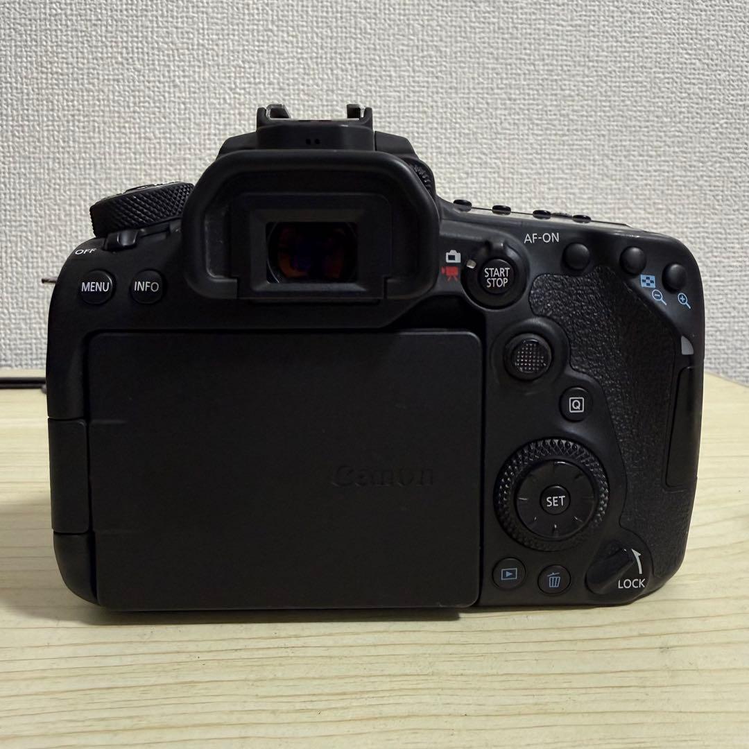 Canon EOS90D 本体