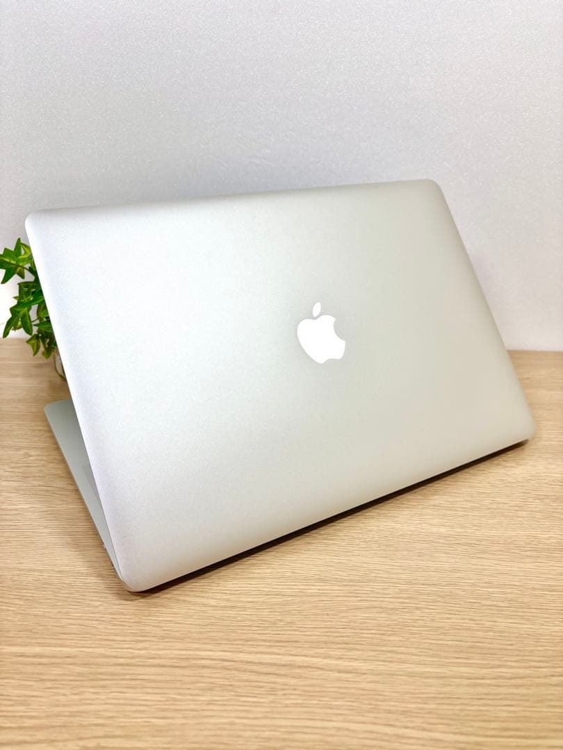 最上位3K！2024年 Office MacBook Pro 15 Win11