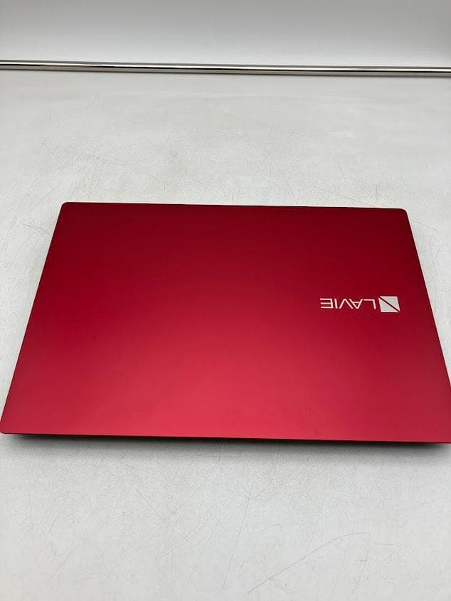 美品　LAVIE NEC ノートパソコン　15.6型　PC-NS150NAR