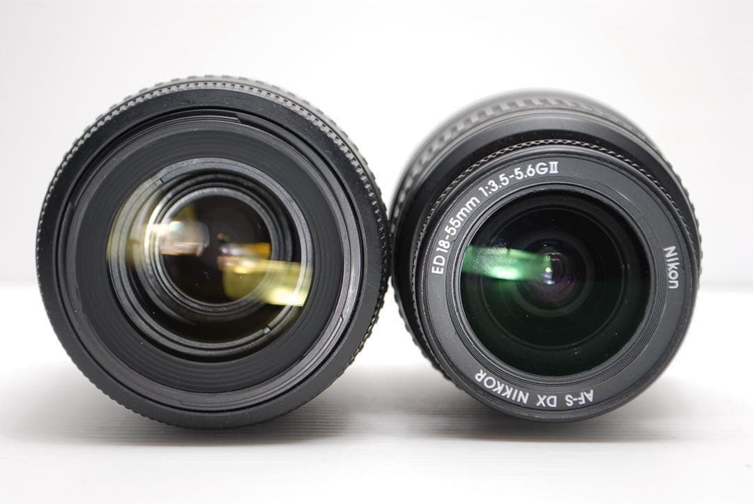 ⭐︎Nikon D3200⭐︎付属品豊富 コンパクト軽量 望遠レンズ付き