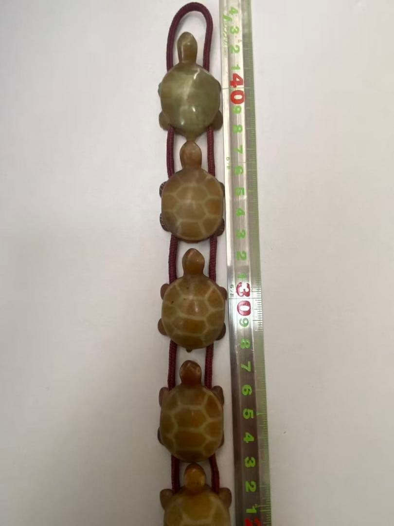 天然玉石カメ 8匹並んだ ミニ置き物吊り下げ アンティーク 飾り吊り 年代物