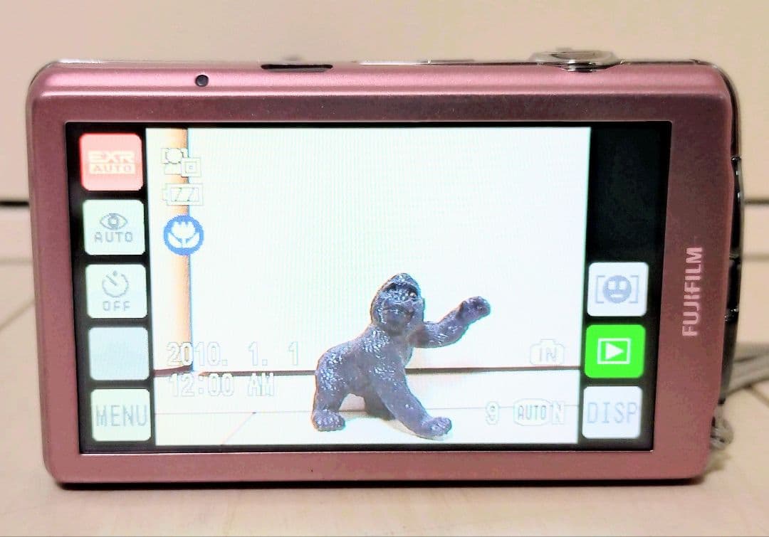 美品 FUJIFILM FinePix Z800EXR ピンク