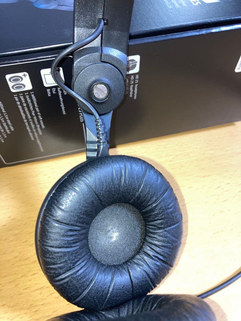 Sennheiser HD 25 ゼンハイザー