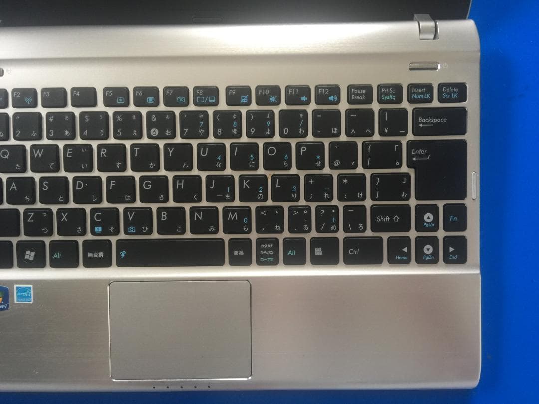 【荣荣】ASUS Eee PC 1215B 12.1型薄型・コンパクト