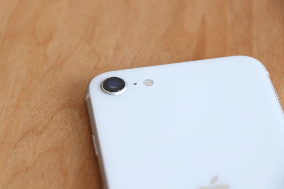 iPhone SE 第2世代 128GB SIMフリー バッテリー99% 美品