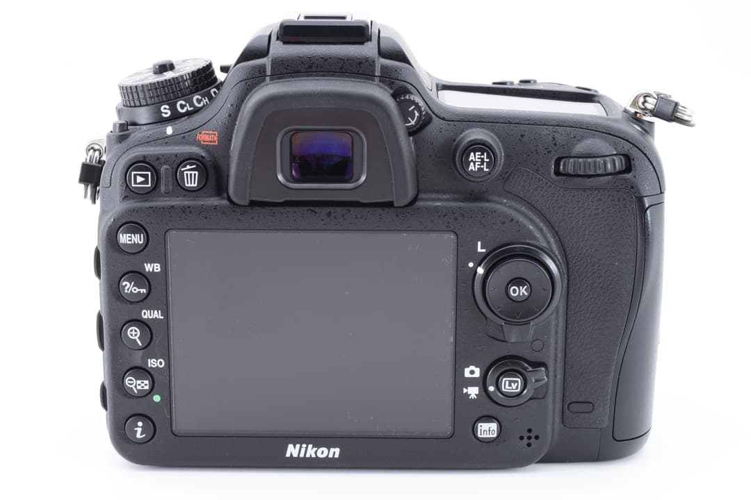 【ショット数900回未満】Nikon D7100 デジタル一眼レフカメラ