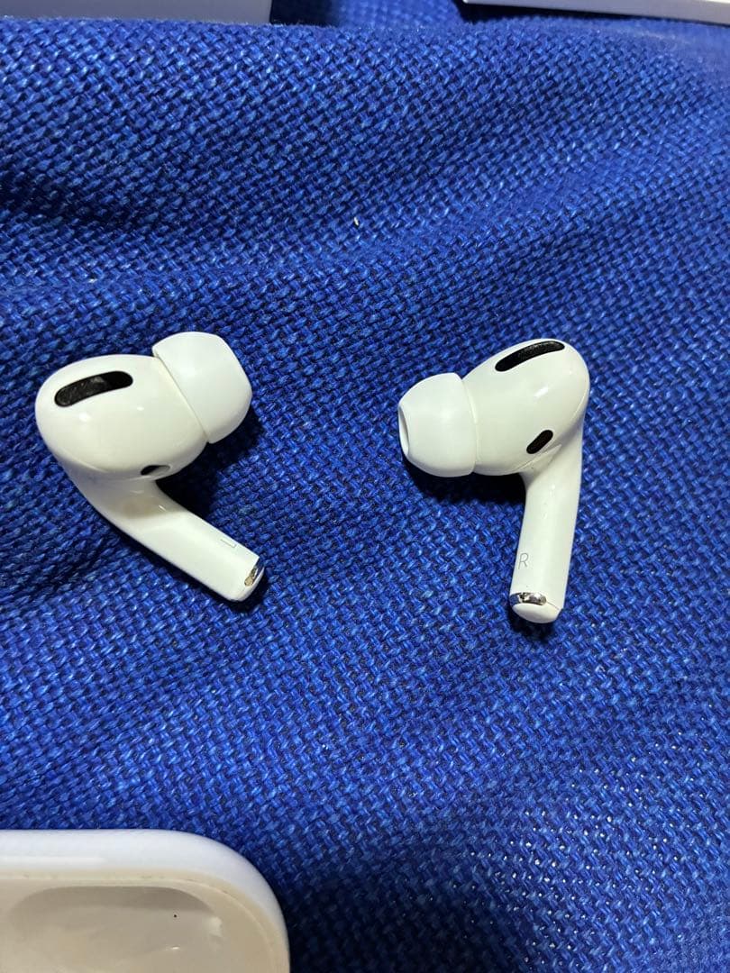 airpods pro 第一世代　ケース付き