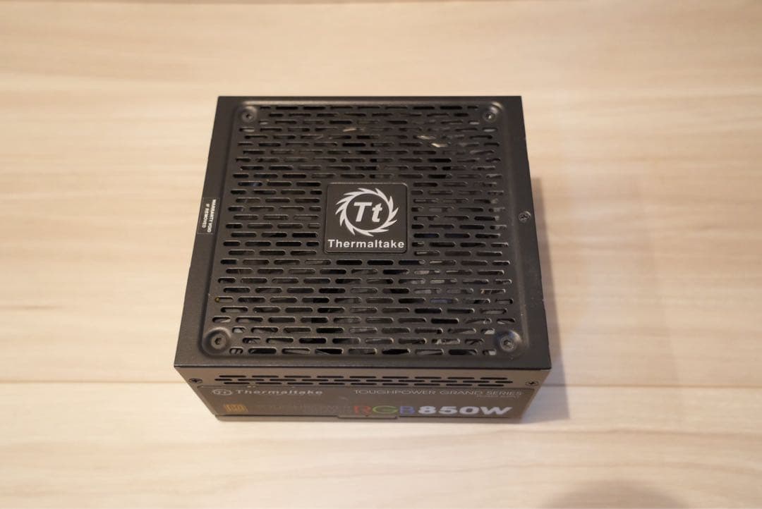 Thermaltake RGB 850W 80 PLUS Gold認証 電源