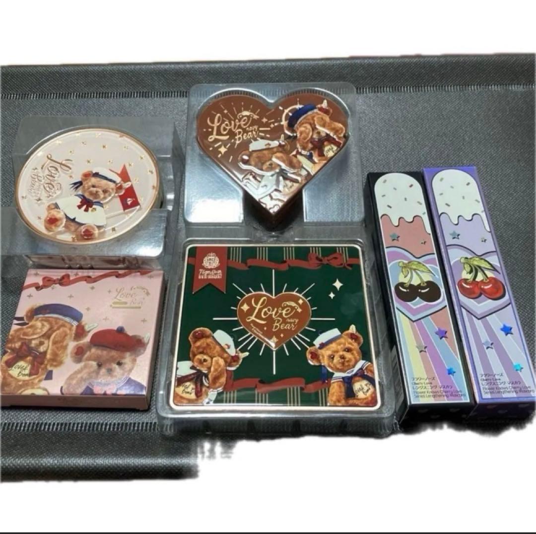 Love Bear アイシャドウパレット まとめ売り ラブベア フラワーノーズ