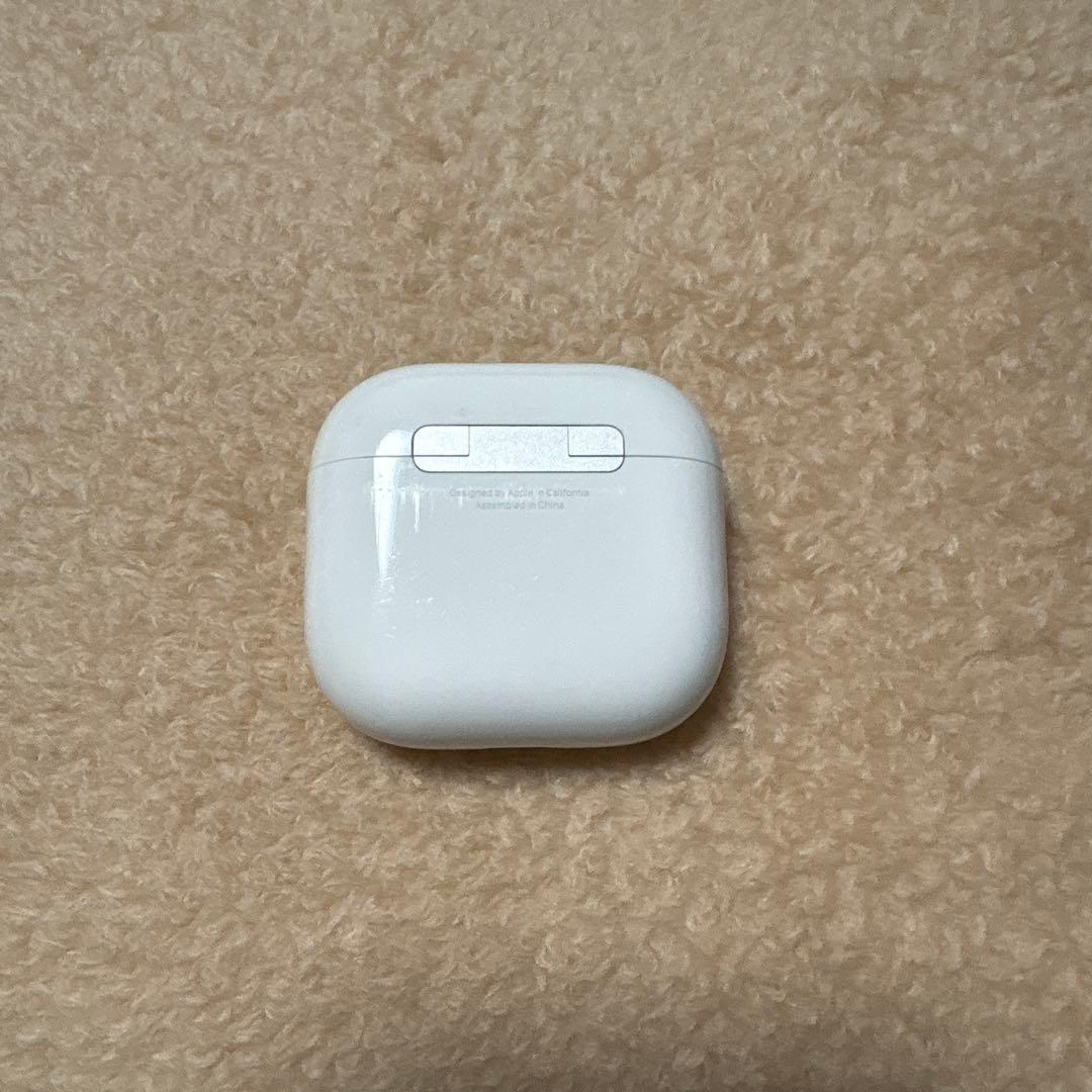 AirPods4充電ケース