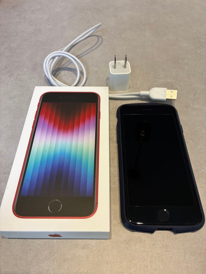 Apple iPhone SE (第3世代) PRODUCT(RED) 64GB