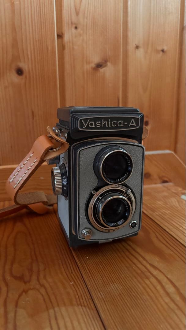 Yashica-A 二眼レフカメラ 日本製