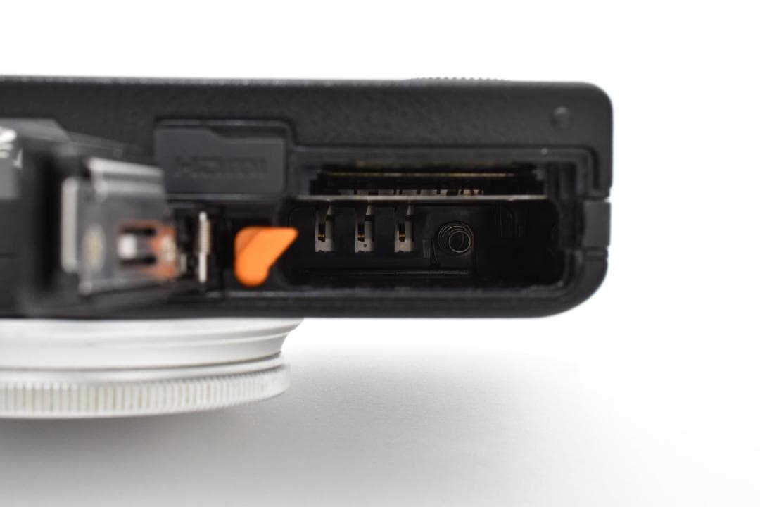 【動作確認済】FUJIFILM XQ2　ミラーレス一眼 富士フィルム 3442