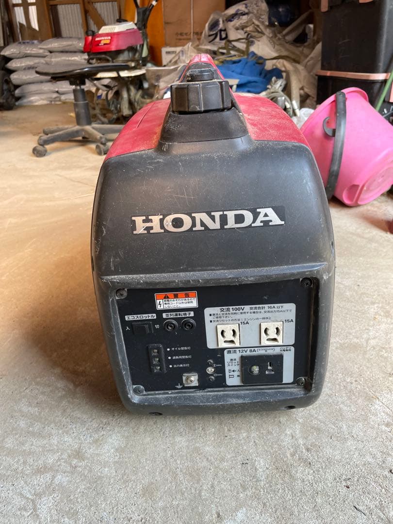 HONDA インバーター発電機 EU16i。動作未確認
