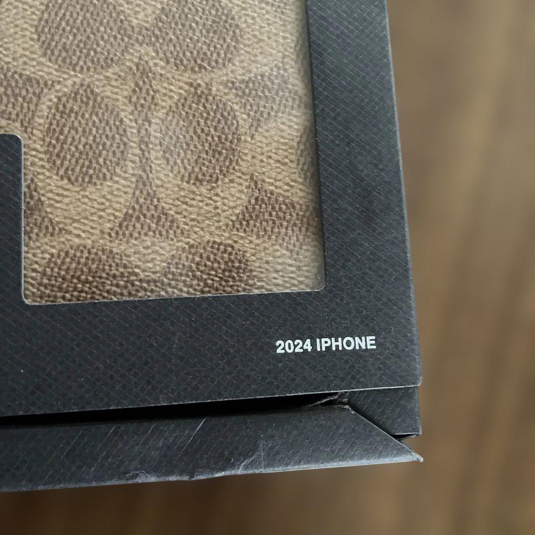 COACH Slim Wrap Case 2024年iPhone用