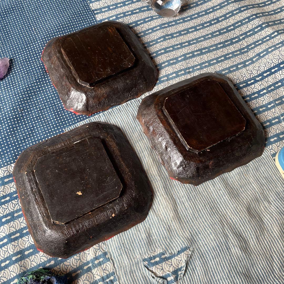 中国美術　堆朱　四角皿 菓子器　牡丹巻物文 彫漆 飾皿 漆器　唐物