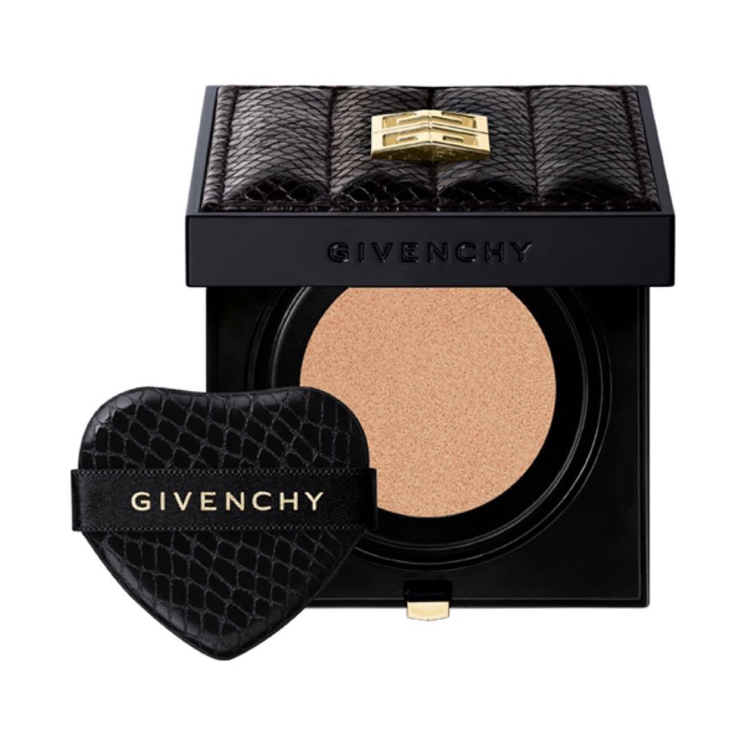 GIVENCHY プリズム・リーブル・スキンケアリング・グロウ・クッション