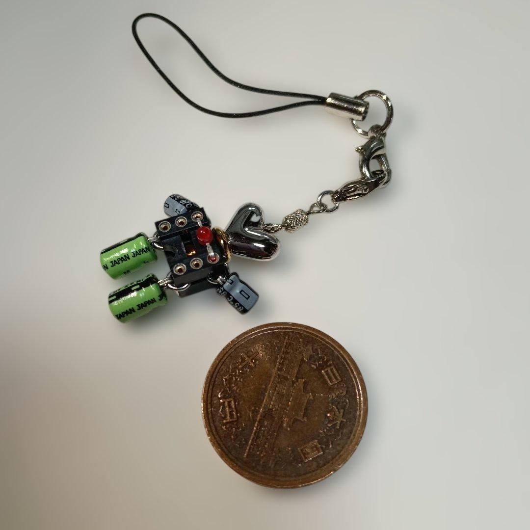 294.ハートロボットストラップ、パソコンの内部部品作成使用、