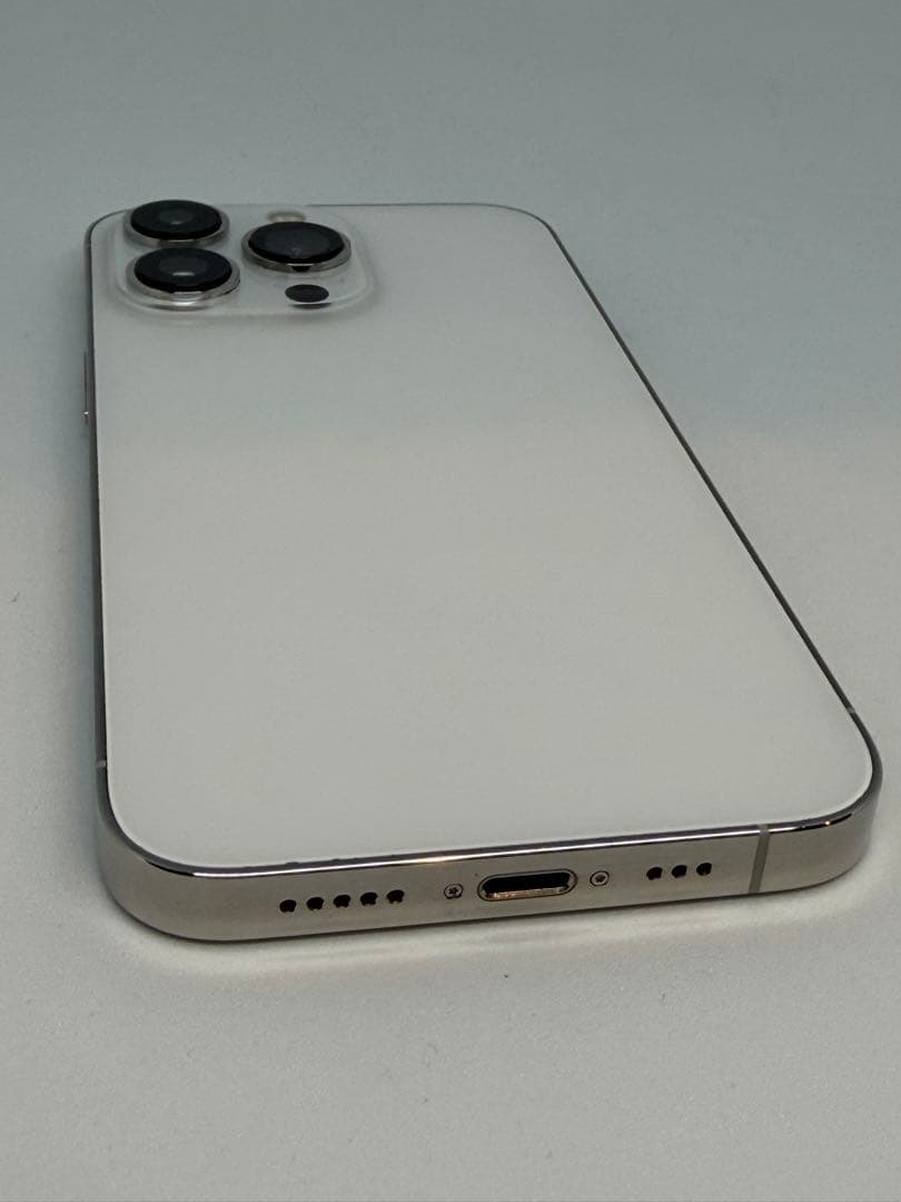 【バッテリー100％】iPhone13pro 256 GB SIMロックなし