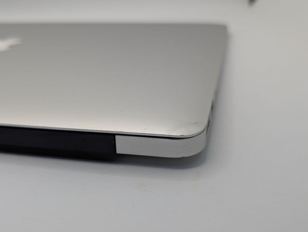 MacBook Air A1466 2015年 MJVG2J/A 25
