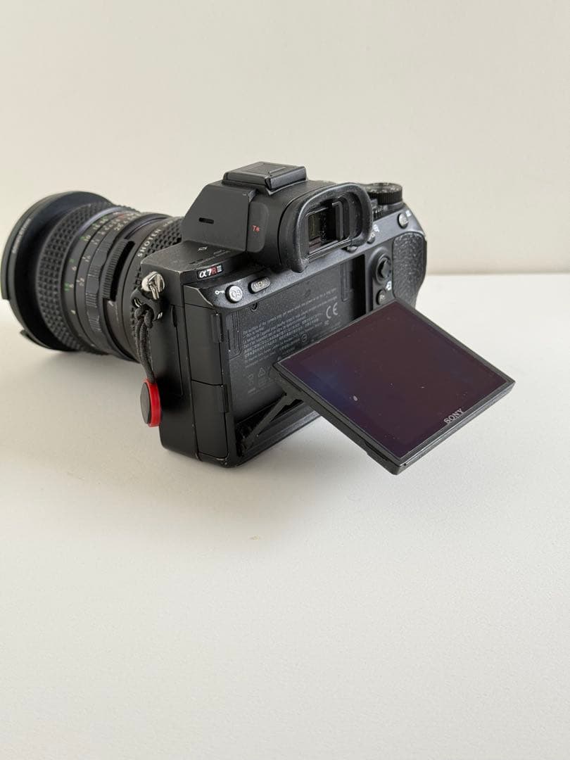 【本体のみ】SONY α7R III ボディ（ILCE-7RM3）