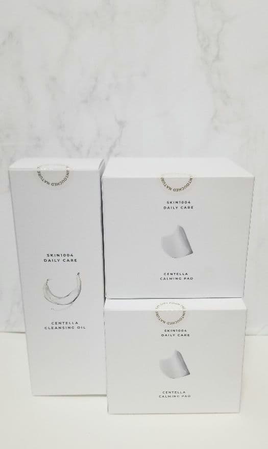 即日発送《SKIN1004》カーミングパッド×2、クレンジングオイル200ml