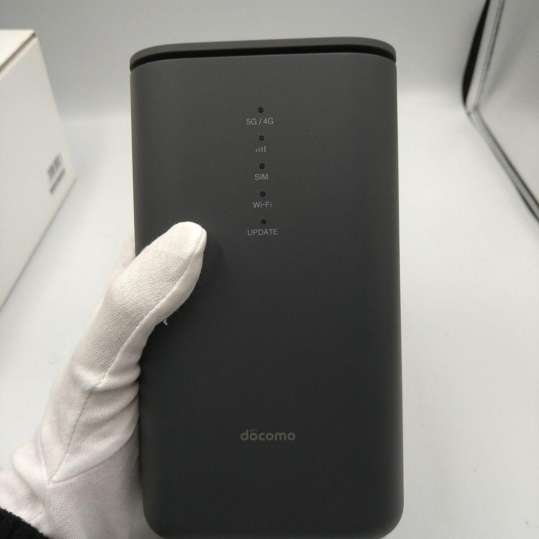 docomo  5G HR02 Wi-Fiルーター