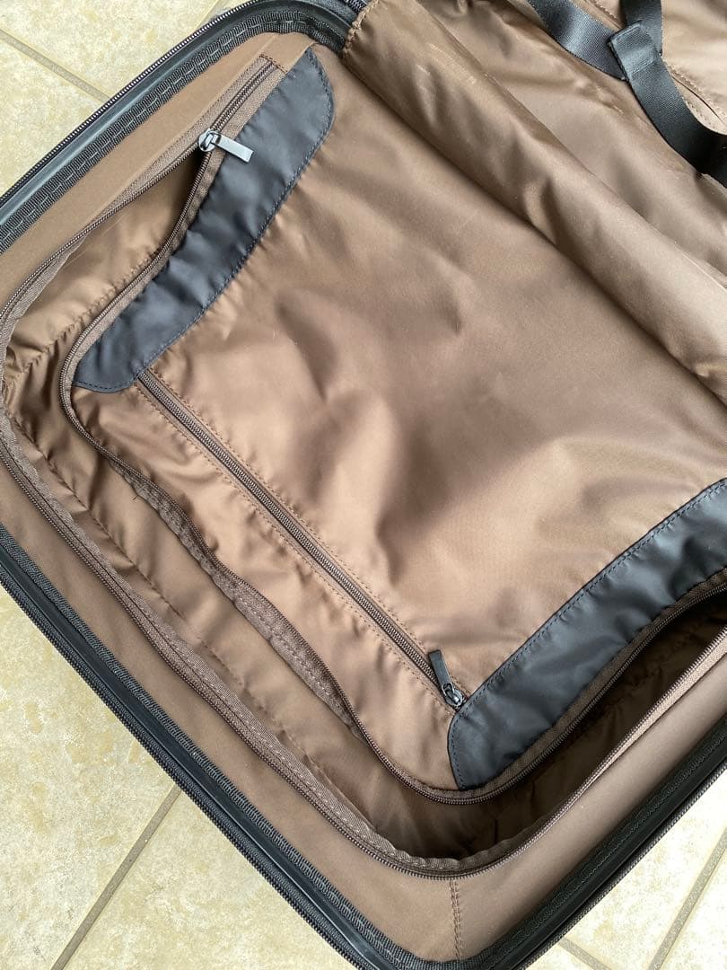 TUMI トゥミ　スーツケース　機内持ち込み　TSA 四輪 キャリーカート