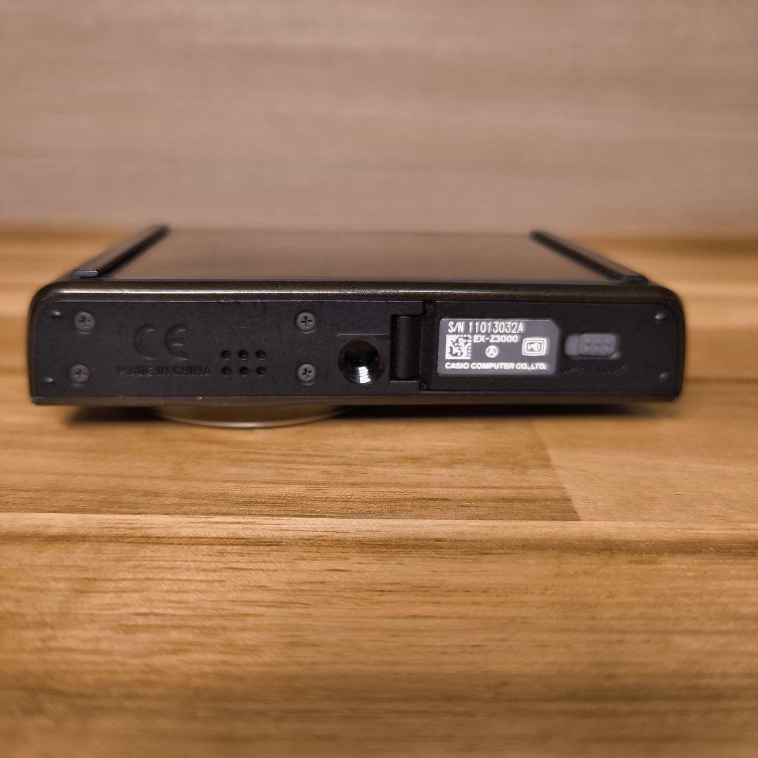 CASIO EXILIM EX-Z3000　コンパクトデジタルカメラ