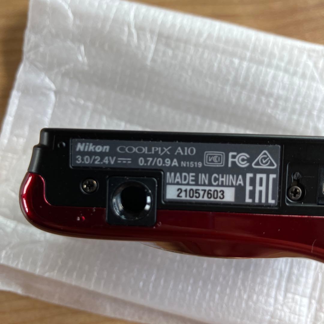 【美品】Nikon COOLPIX A10 デジタルカメラ レッド