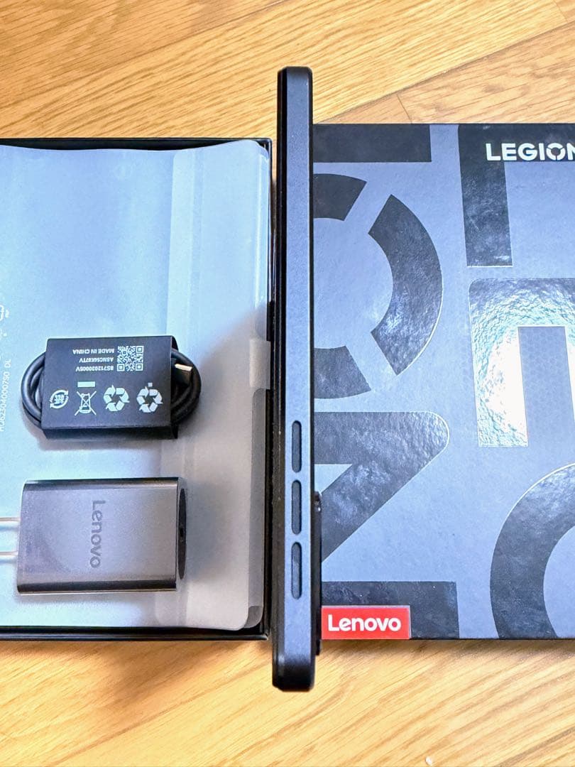 【付属品完備】Legion Y700 Gen 3/2025 12GB/256GB