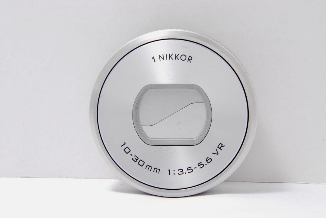 【美品】Nikon1 ニコン J5 標準レンズキット ミラーレス Wi-Fi